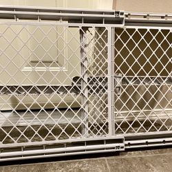 Expandable Pet/Child Gate