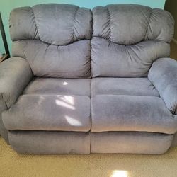 Lazy Boy Loveseat Power Recliner With Headrest & Lumbar Support.  Great Condition.  