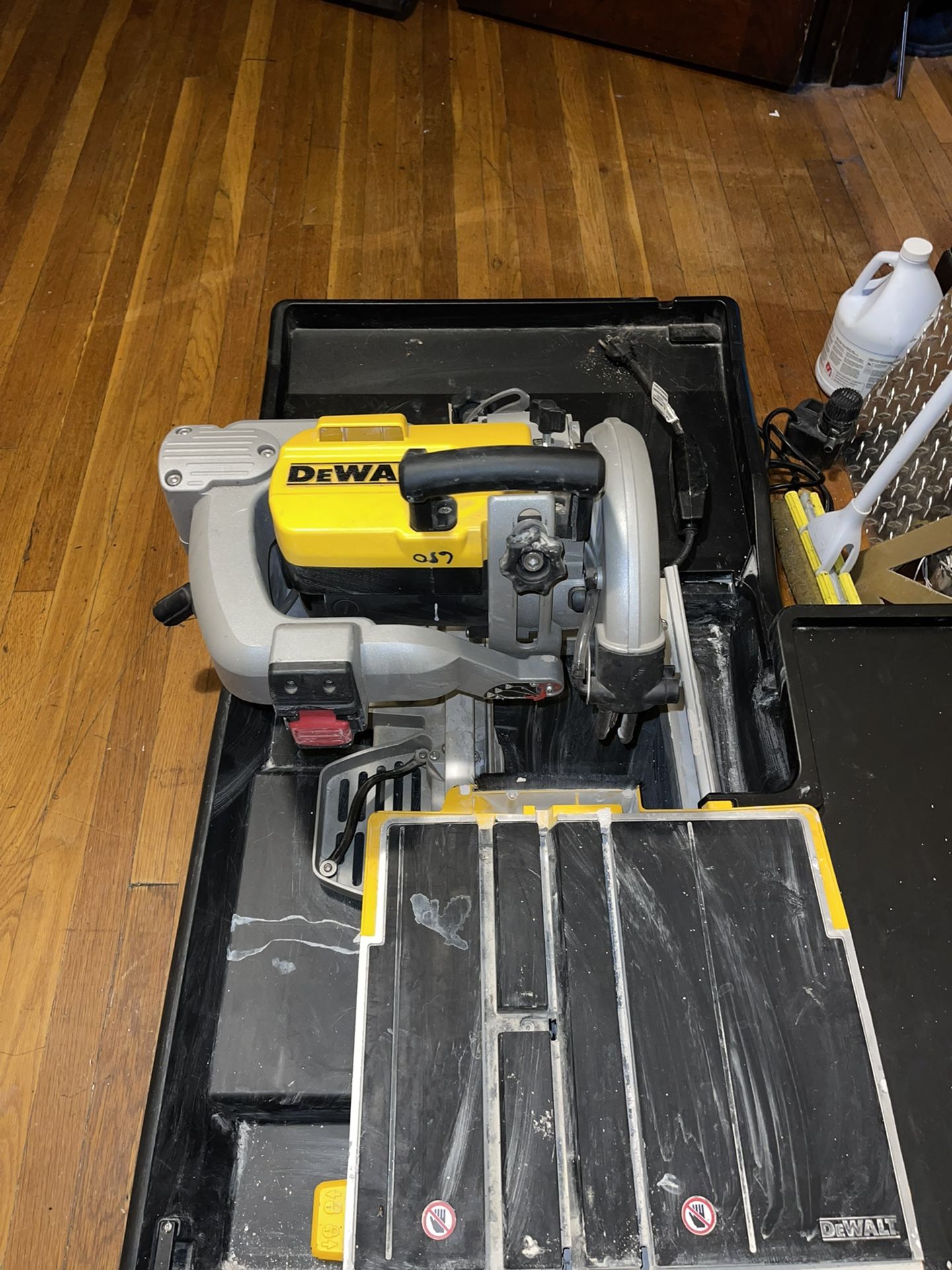 DeWalt Tile Saw 