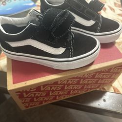 Black Vans 