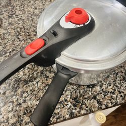 Never Used Stove Top Pressure Cooker 