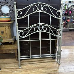 Twin Size Headboard/Footboard