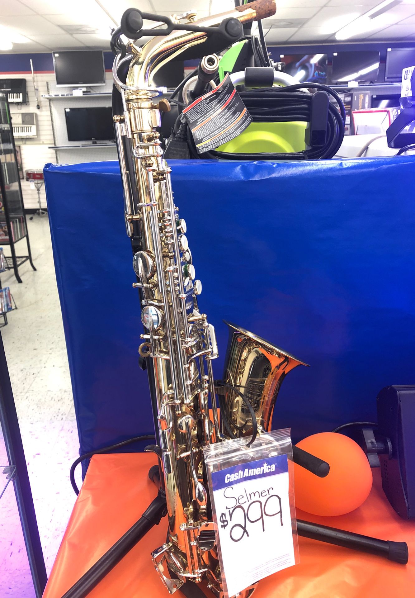 Selmer Bundy II Saxophone