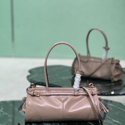 A classic women's handbag