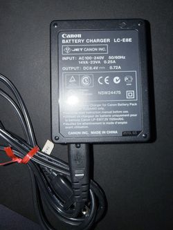 Canon battery charger, LC– E8E