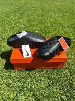 Triple Black Nike Mind Slide