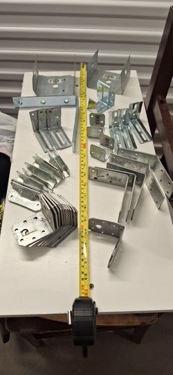 40 metal brackets multiple sizes