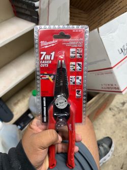 Milwaukee high leverage pliers, 7in1
