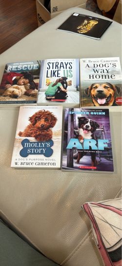 Lot of 5 Children’s / YA Dog Story Books (Paperback)