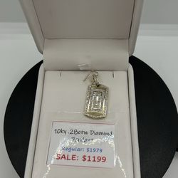 BRAND NEW 10KY .28CTW Dog Tag Pendant