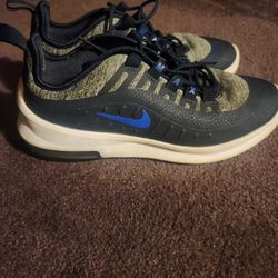 Nike Sneakers For Sale 