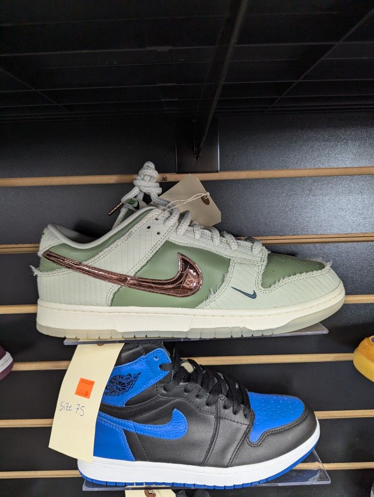 Nike Dunk Low Retro PRM
Kyler Murray Be 1 of One @Bodega Solai