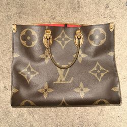 ONTHEGO MM Monogram Reverse