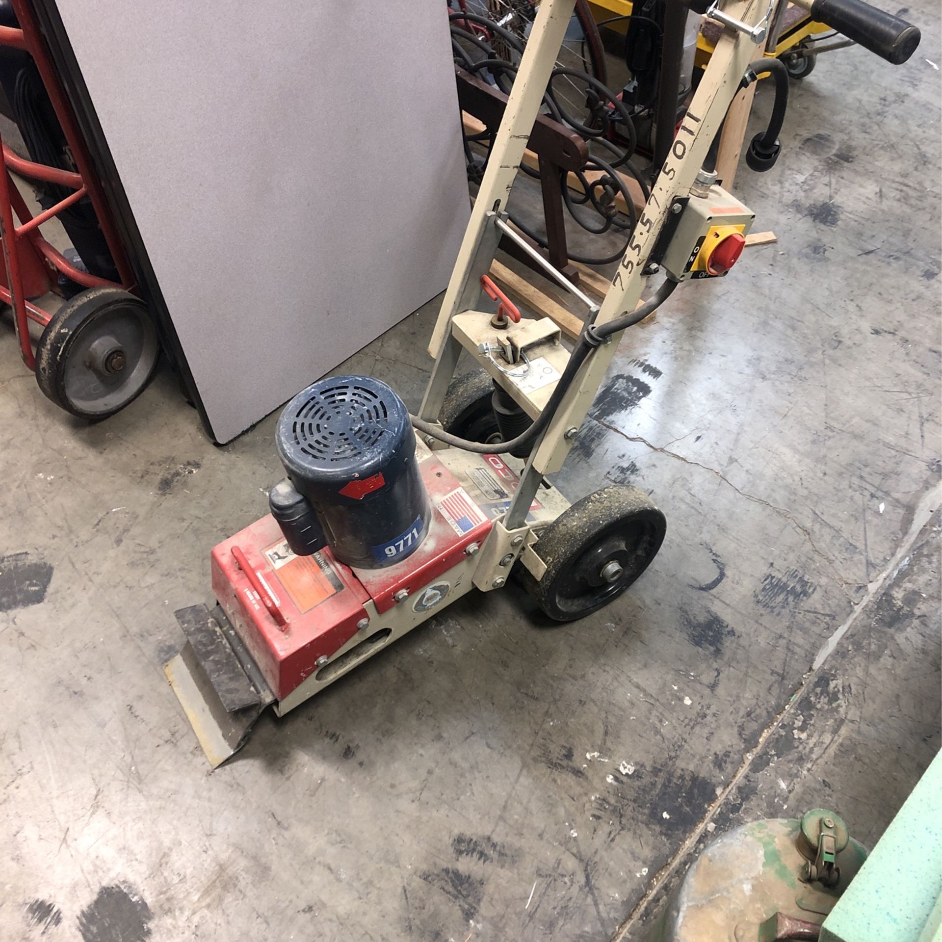EDCO “TILE SHARK” Floor Scraper/stripper