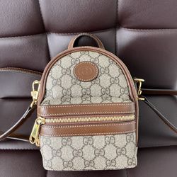Gucci Multi Function Bag Interlocking G