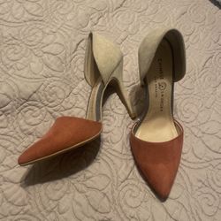 Peach / Taupe  Size 7-1/2 