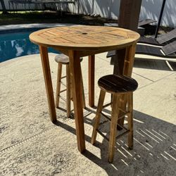 High Bar Table with 2 stools