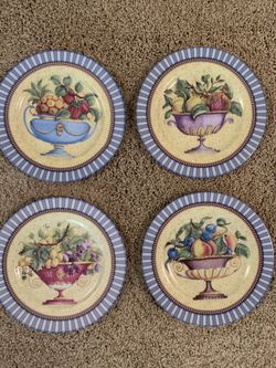 Porcelain Limoges Dessert Plates - Set of 4