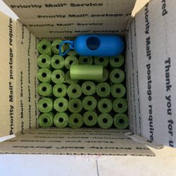 900 Dog Poop Bags With Dispenser 