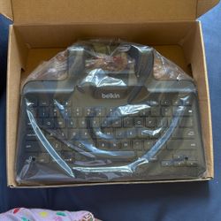 Belkin iPad Keyboard 