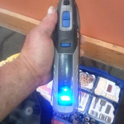 Almost New Cordless Dremel With Bit Kit