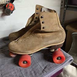 Vintage Mens Suede Roller Skates