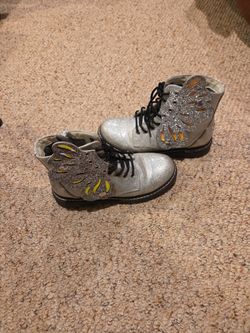 Girls Size 34 Lilli Kelly Boots