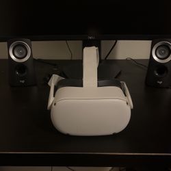 Oculus Quest 2 (headset ONLY)