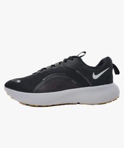 Nike Women’s React Escape Run 2 Sneakers Size 9  Running Shoes