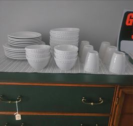 Beautiful white Portuguese porcelain dinnerware