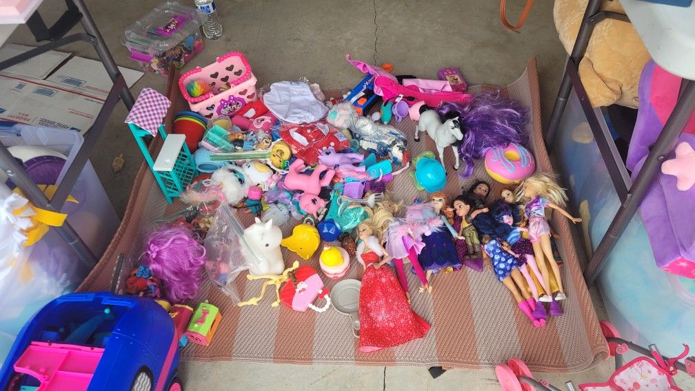 garage sale "" toys "" 