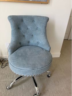 High end swivel desk chair