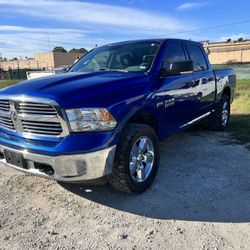 2019 Dodge Ram 1500 SLT 4x4