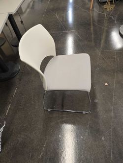 Teknion Volume Stacking Chair (Grey)