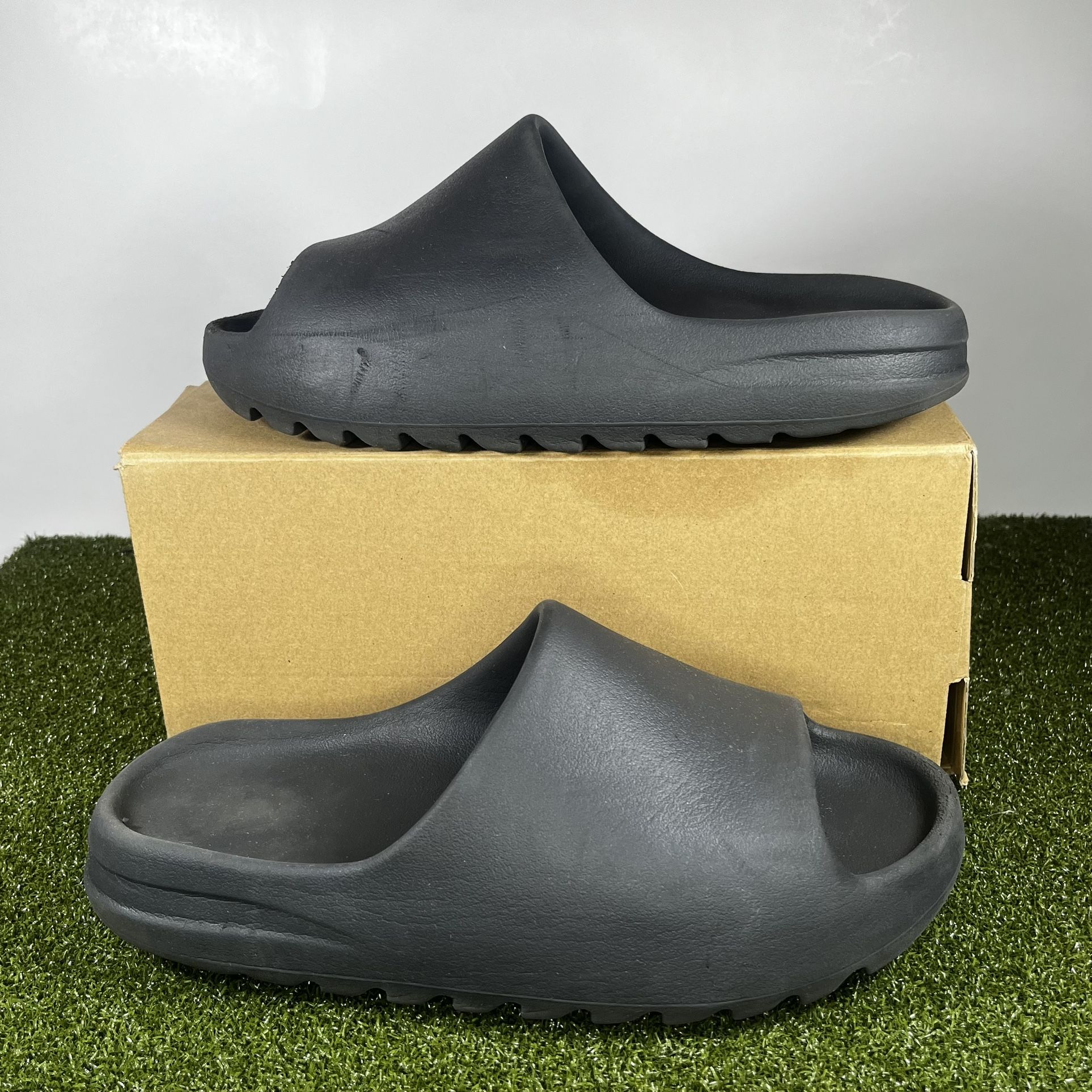 Adidas Yeezy Slide Onyx Black HQ6448 Men’s Size 10 With Box