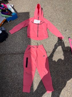 Youth Nike tech fleece set size med