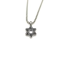 David Yurman necklace