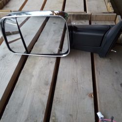 Dodge Ram 2500/3500 Tow Mirrors (2019-2022)
Flip-up RAM style towing mirrors.

111