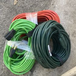 Extensión Cord 100ft 16 Guage