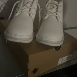 Ugg White