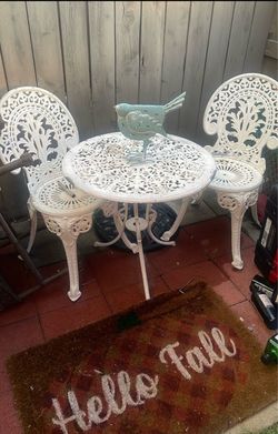 Patio  2 chairs set iron material