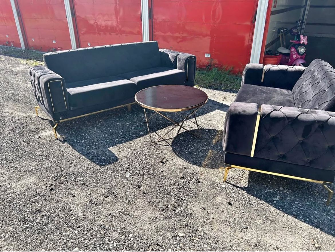Black Loveseat Set