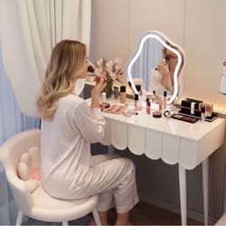 Vertical Vanity Mirror,Anti-Fog Large Circle Makeup Mirror, 3-Color Dimmable LED Light,Cloud Shaped Makeup Mirror with LED Light(Color:White