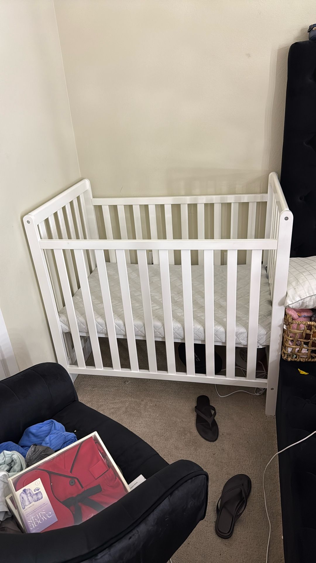Baby Crib White With Mattress