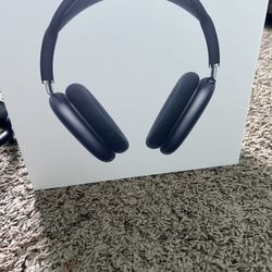 Apple AirPod Maxes Midnight Black 