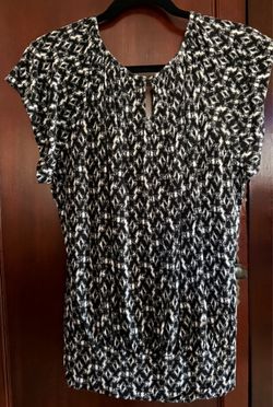 Daisy Fuentes Smocked Peasant Blouse Black White  Geometric Print Size L