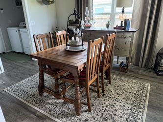 English Draw-Leaf Dinning Table