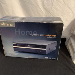 Memorex  MVD2015  DVD- RW Player 