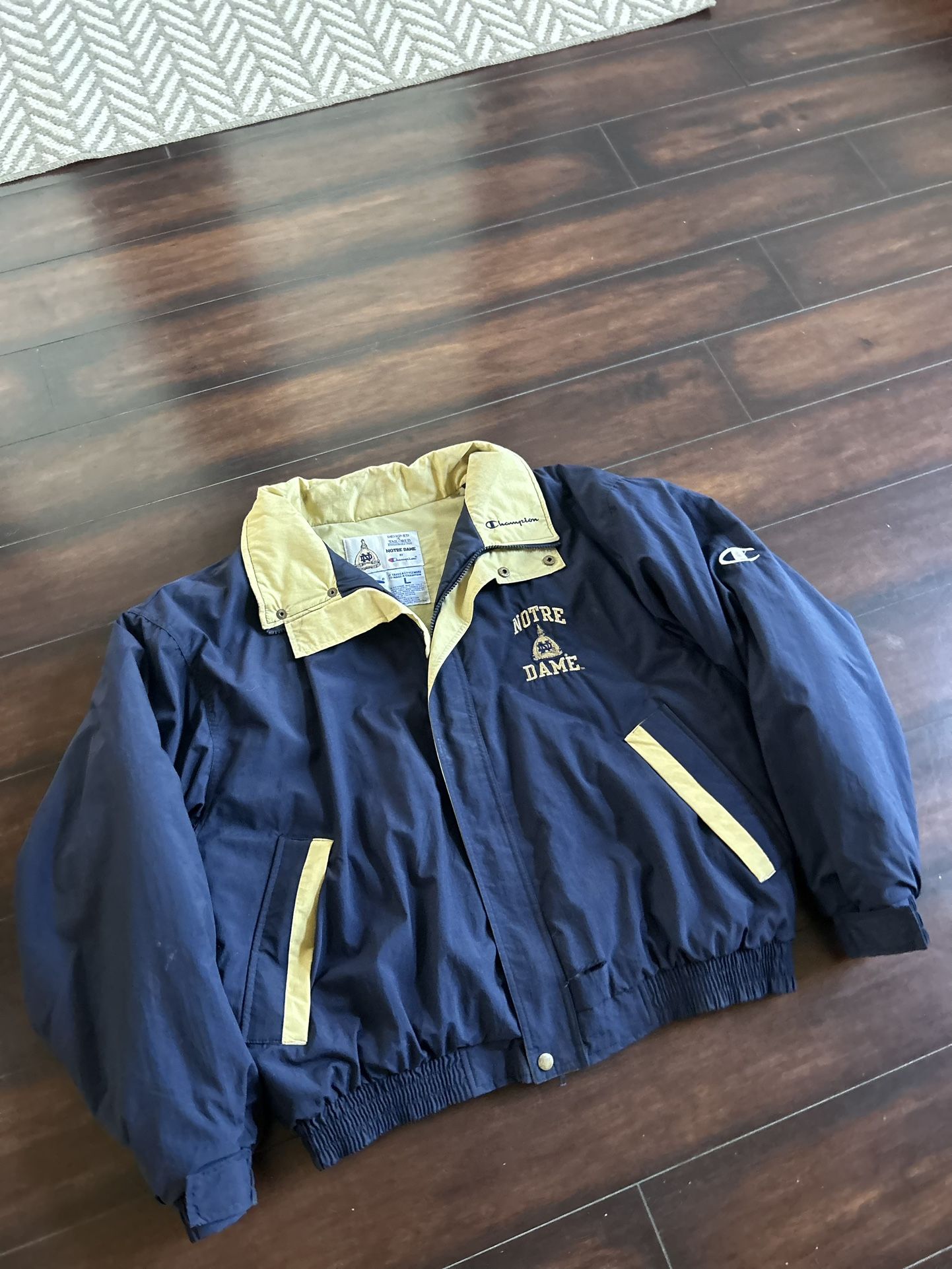 90s Vintage Champion Notre Dame Windbreaker/Parka 