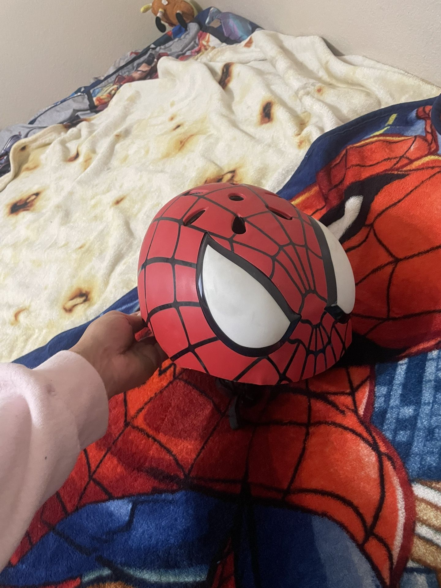 Spider Man Helmet
